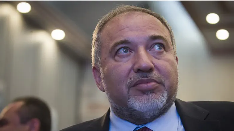 Авигдор Либерман