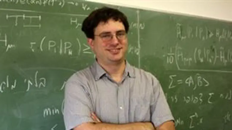 פרופסור אילון לינדנשטראוס