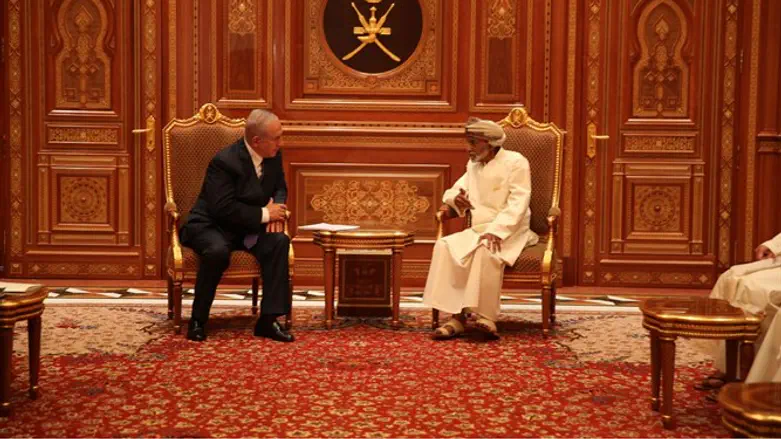 Netanyahu meets with the ruler of Oman