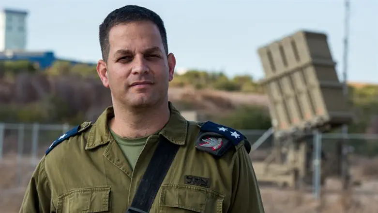 מפקד גדוד 947, סגן-אלוף ניר