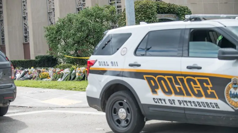 Scene of synagogue shooting