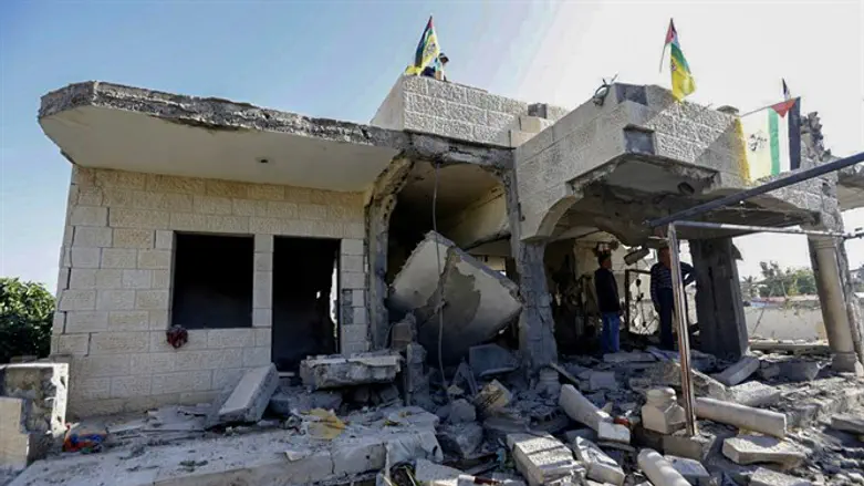 Demolition of house of terrorist who murdered Rabbi Raziel Shevach