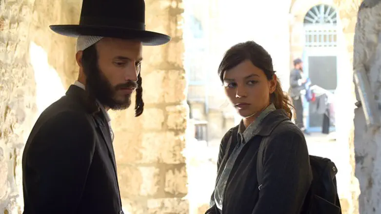 הליהוק של נתן גושן מבריק. 'סיפור אחר'