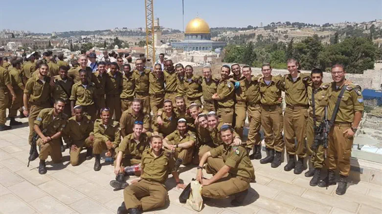 חיילי הישיבה