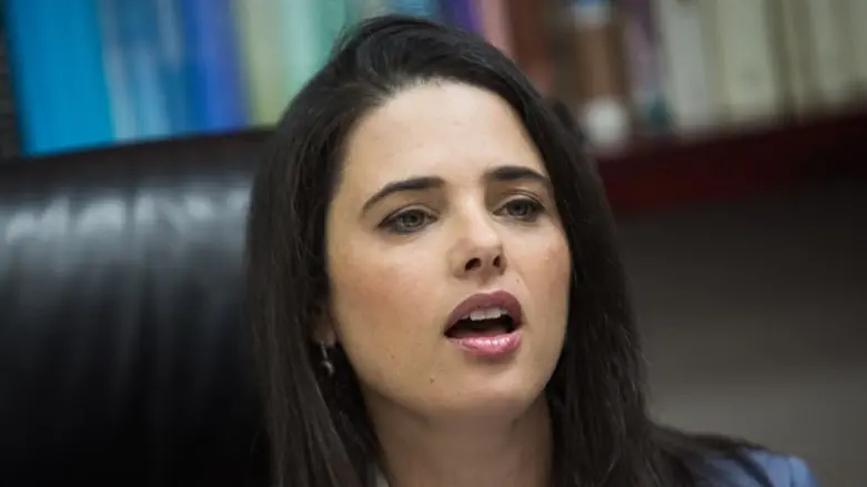 Айелет Шакед