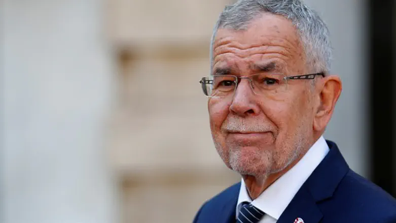 Alexander Van der Bellen