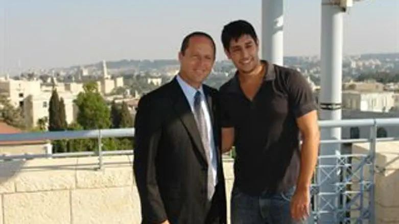 ברקת ועמדי
