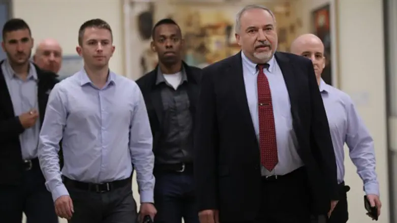 Авигдор Либерман