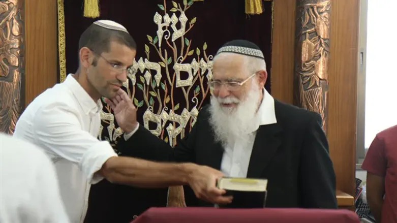 יהודה צוקרמן עם הרב אליקים לבנון