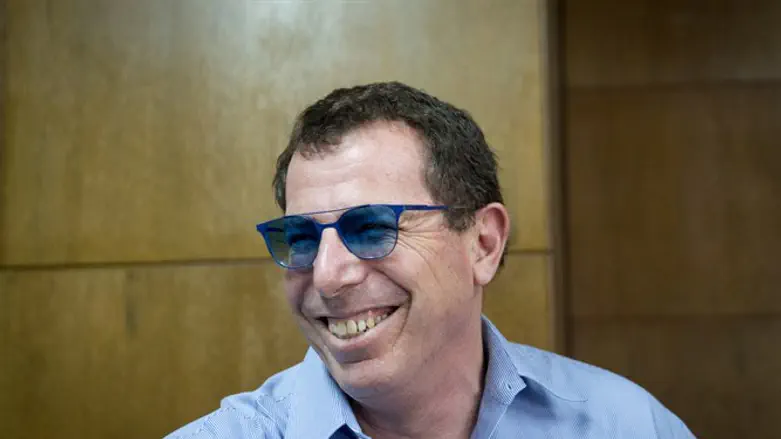 220 שעות לתועלת הציבור. בועז הרפז