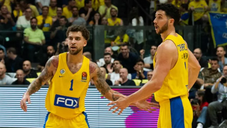 קלויארו עם סקוטי ווילבקין