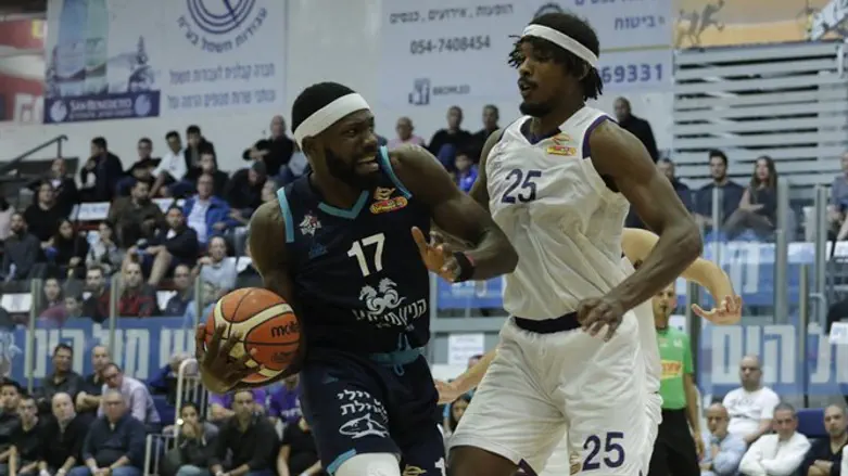 בריימו מאילת מול אלן הערב