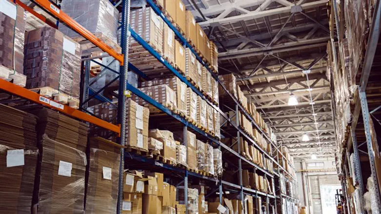 מכה קטנה- והכל נופל