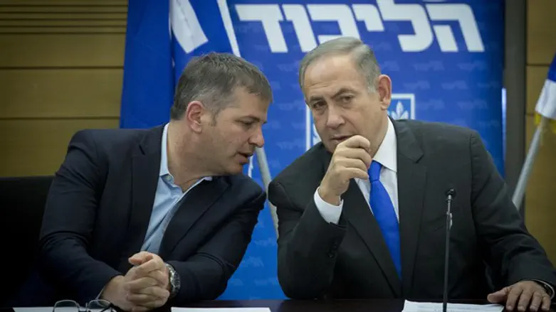 Kish (left) and Netanyahu