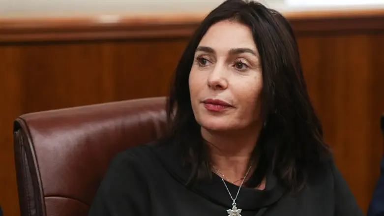 אין לו מילה. מירי רגב