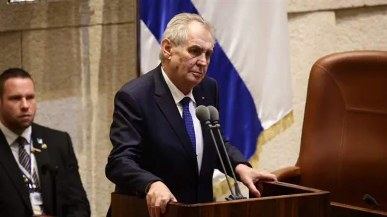 נשיא צ'כיה מילוש זמאן