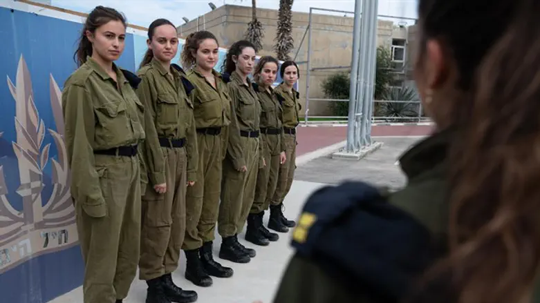 הלוחמות הימיות הראשונות