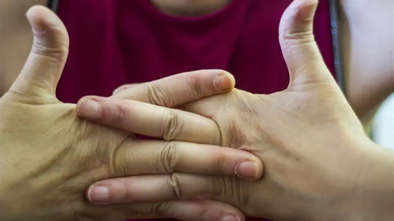 אולי זה מגעיל, אבל האם גם מסוכן?