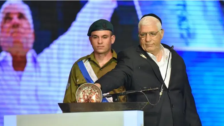 הרצל ביטון בטקס הדלקת המשואות