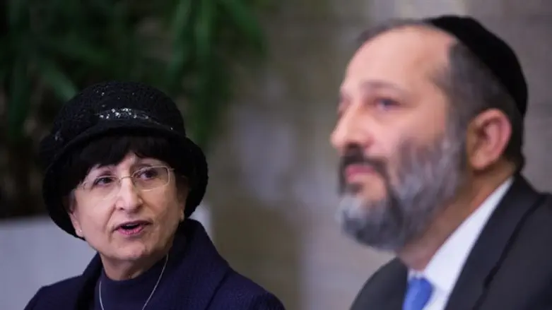 Rabbanit Adina Bar-Shalom, Aryeh Deri