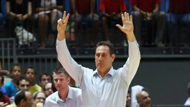 גודס. שוב כתום