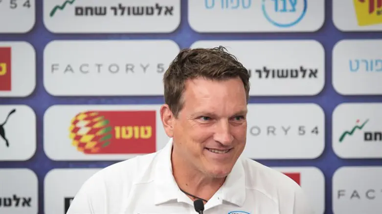 הרצוג. בדרך לעשות היסטוריה?