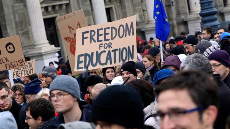 Rally for Soros-founded Central European University in Budapest