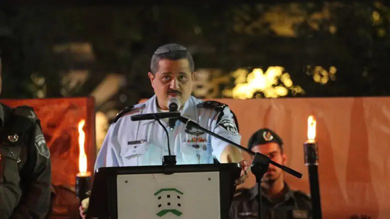 המפכ"ל באירוע הפרידה, הערב