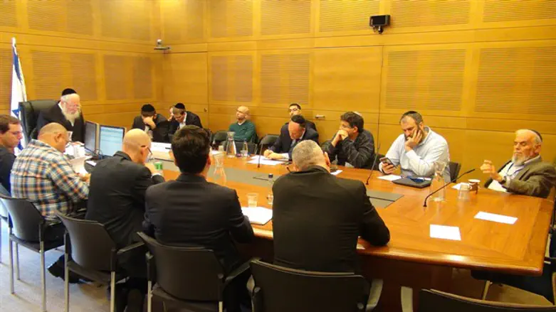 הוועדה לפניות הציבור. ארכיון