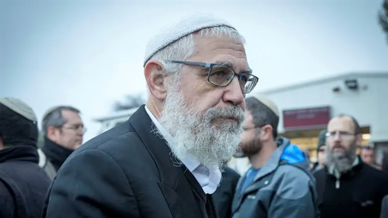 הרב מוטי אלון