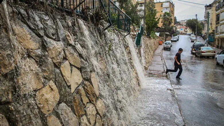 Heavy rains (illustrative)