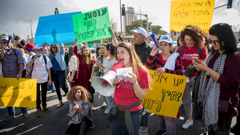 'Let them strike until the Messiah comes': Social workers