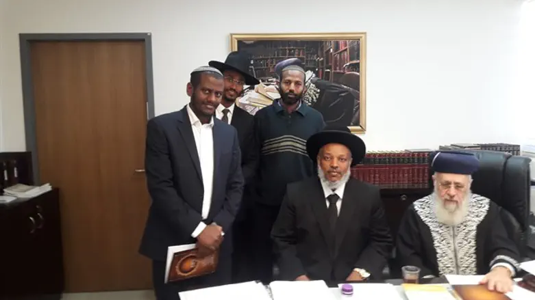 הרבנים בפגישה עם הראשון לציון