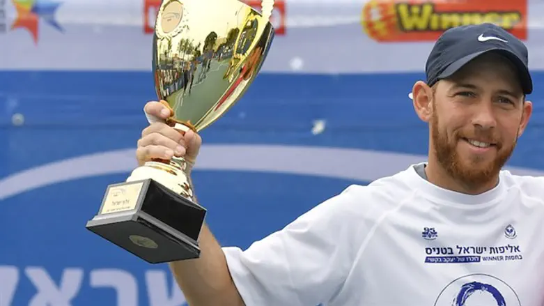 דודי סלע, אלוף ישראל בטניס יגיע לבירה