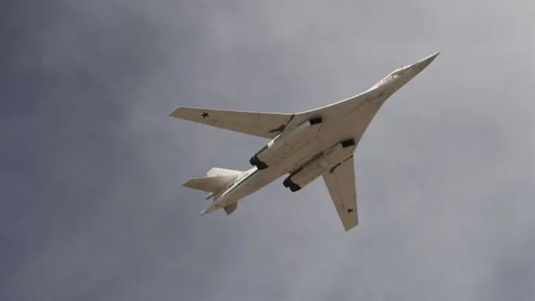 מפציץ Tu-160