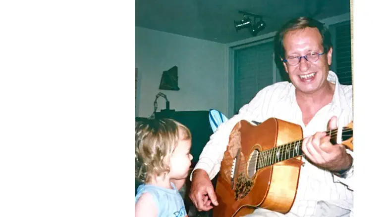 יגאל בשן עם האחיינית איה