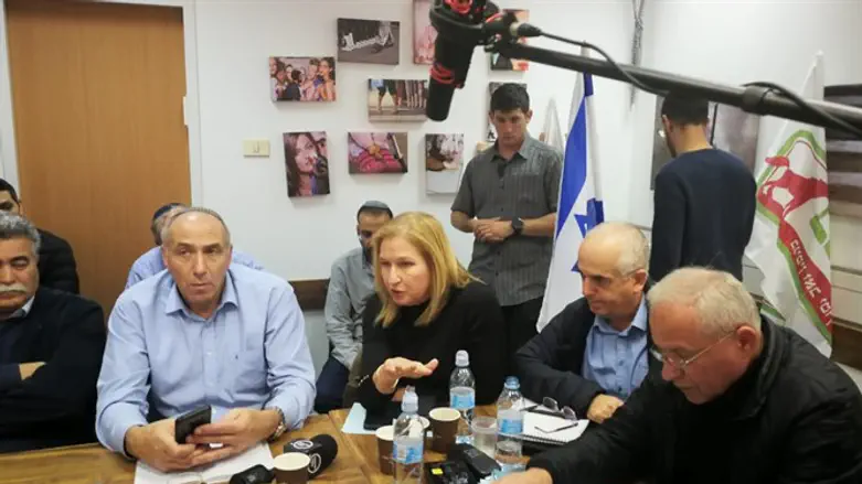 Скандал в Офре