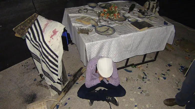 Часть экспозиции перформанса на тему Холокоста