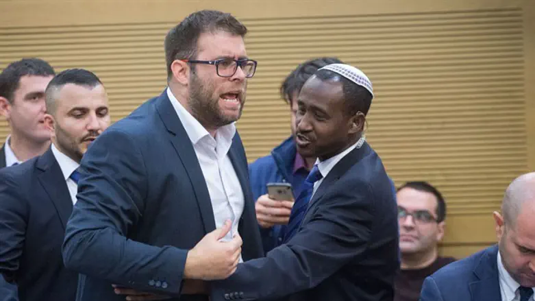 Hazan in Knesset committee