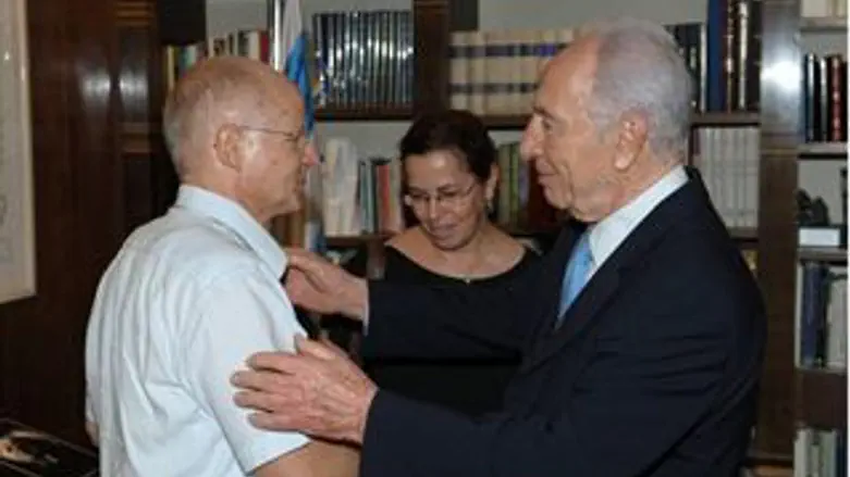 הורי שליט והנשיא