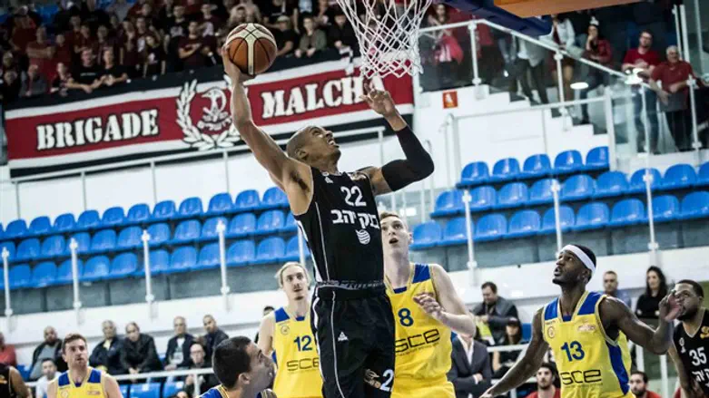 אוואנס הערב. הטוב ביותר בהפועל