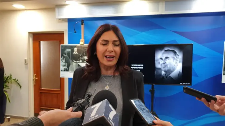 Regev before entering cabinet meeting