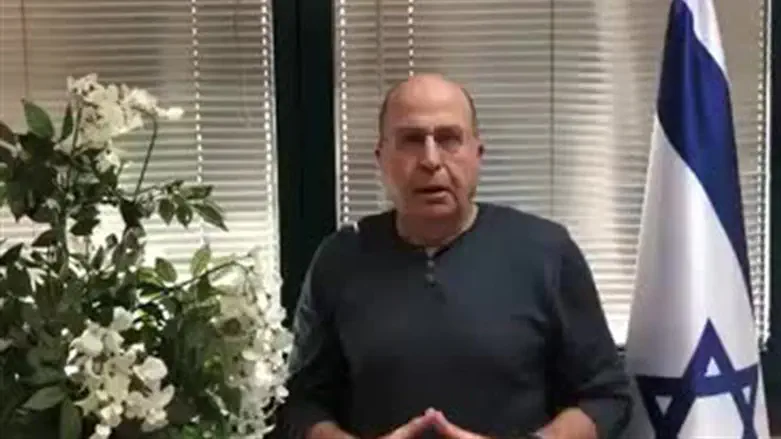 יעלון הודיע: מקים מפלגה בלי קונצים