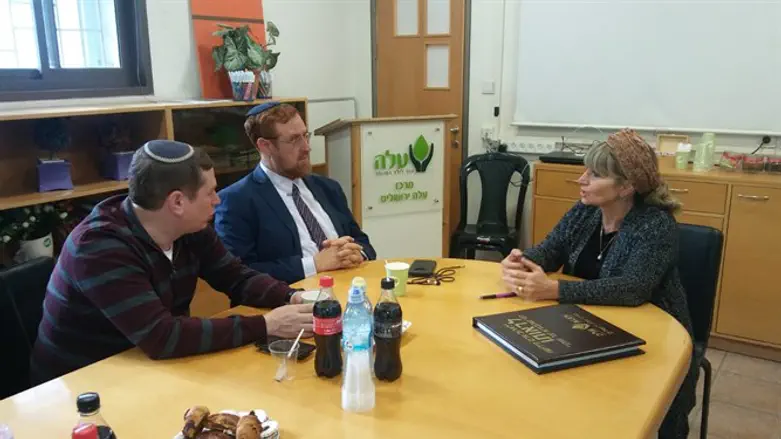 ח"כ גליק במרכז ''עלה''