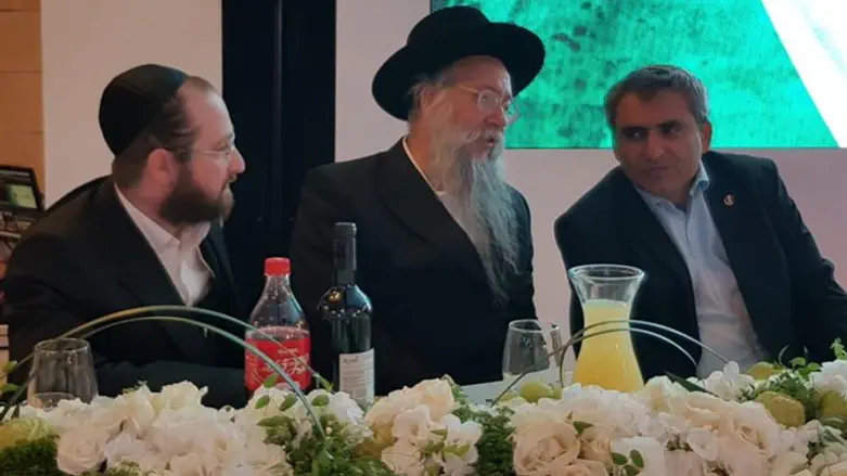 אלקין והרב לוי