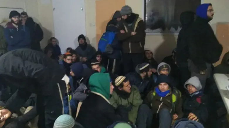 Эвакуация из Амоны