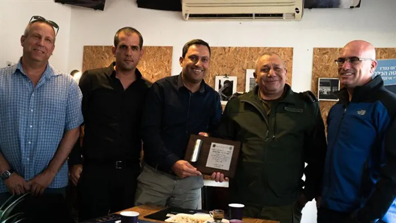 Eizenkot and council heads