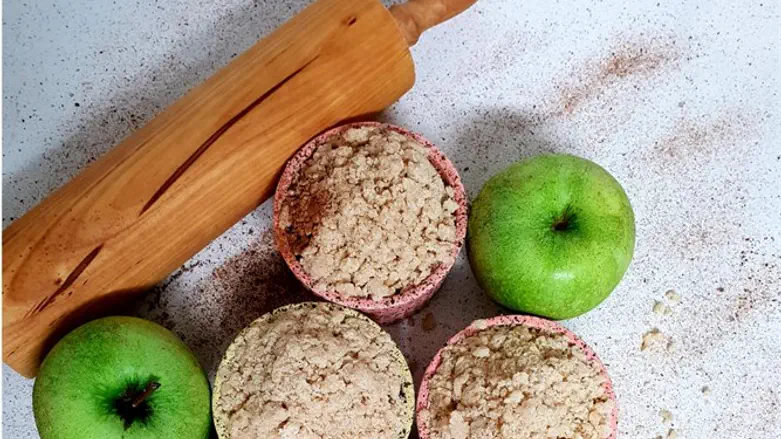 קרמבל תפוחים