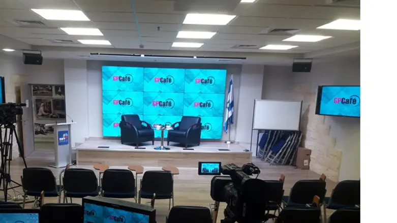 האולפן בו יתבצעו מפגשי ההסברה