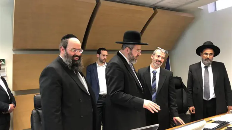 לקראת הקמת מערך מענה טלפוני